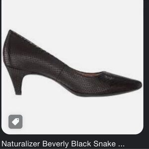 Everly Black Heels Sleek Professional Design